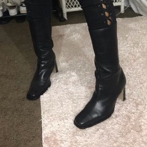 Bass leather calf heeled boots